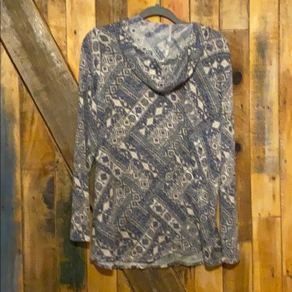 Super soft lightweight hoodie - Picture 3 of 3